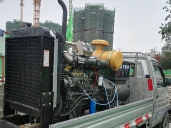 成都出租汽油、柴油發(fā)電機組及工程機械設備